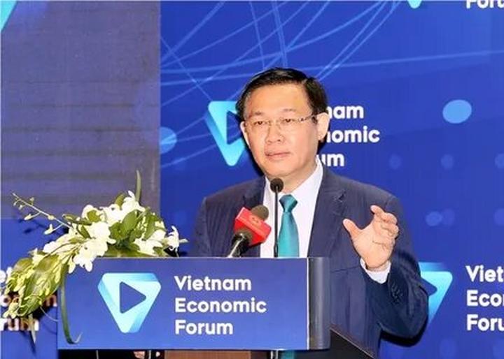 Mỹ Tâm: Họa mi tóc nâu và mối quan hệ với học trò