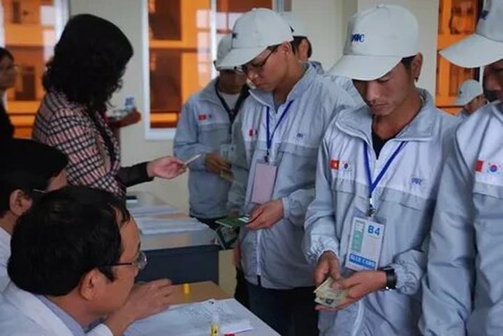 Từ Nhà Sáng Tạo Nhỏ Bé Đến Doanh Nghiệp Lớn Mạnh: Chinh Phục Thị Trường Video Ngắn Cùng Hotspot Matrix