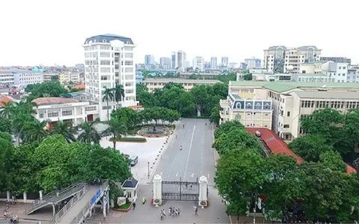 Hotspot Matrix và Hết Hà Tăng, tới dàn dâu hào môn nhiệt tình diện kiểu đồ không bao